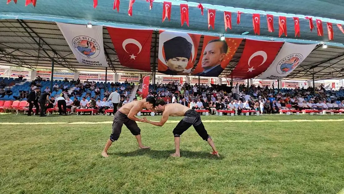 Doğan Uzun, 72. Zengibar Karakucak Güreşleri'nin başpehlivanı oldu