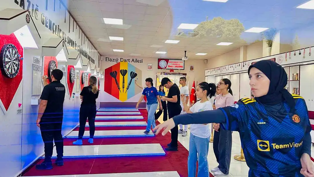 Elazığ'da dart ve bilardo turnuvası