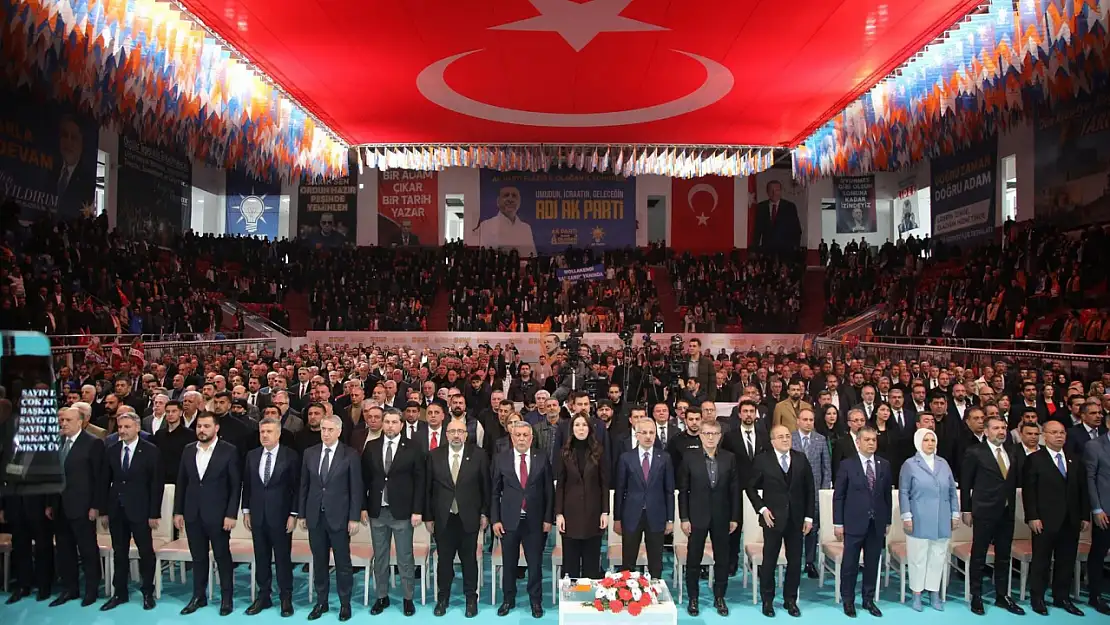 AK PARTİ ELAZIĞ 8.OLAĞAN İL KONGRESİ GERÇEKLEŞTİRİLDİ.