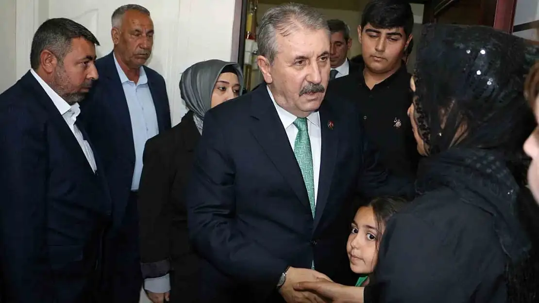 BBP Genel Başkanı Destici, Diyarbakır'da taziye ziyaretine katıldı