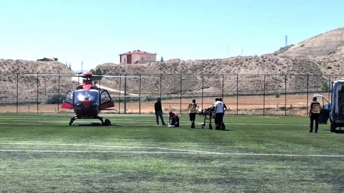 Darende'de eli kesilen vatandaş ambulans helikopterle Malatya'ya sevk edildi