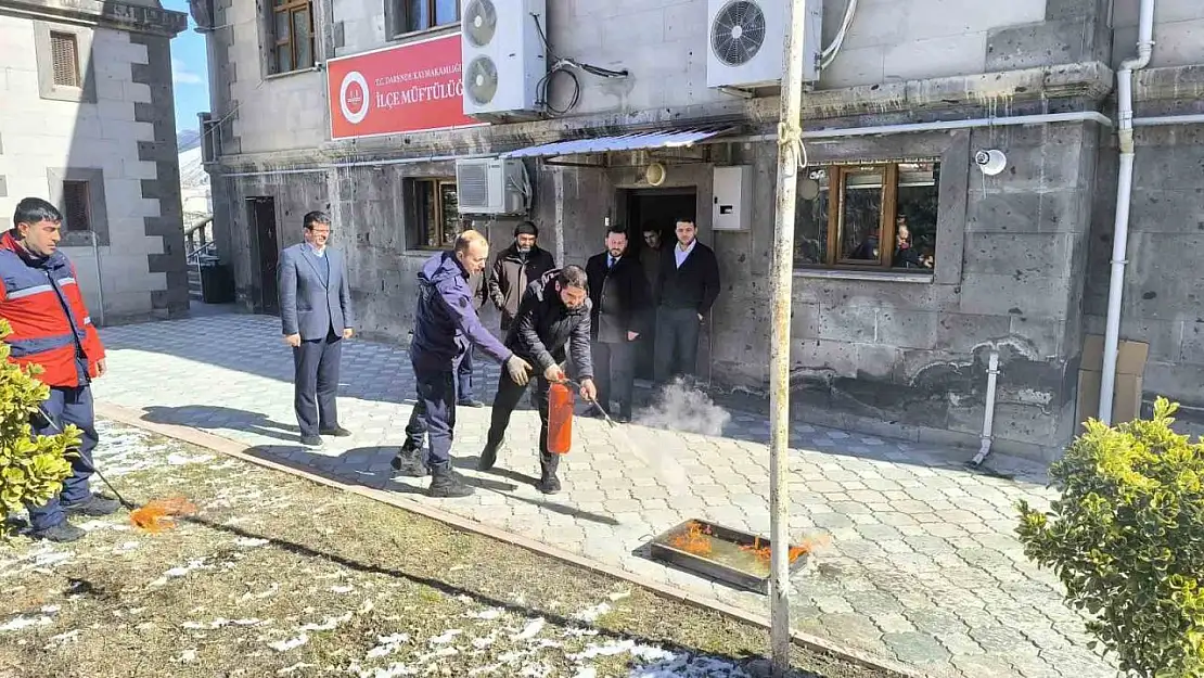 Darende Müftülüğü'nde yangın güvenliği eğitimi