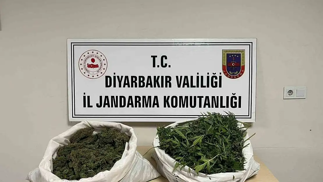 Diyarbakır'da 8 kilo esrar ele geçirildi