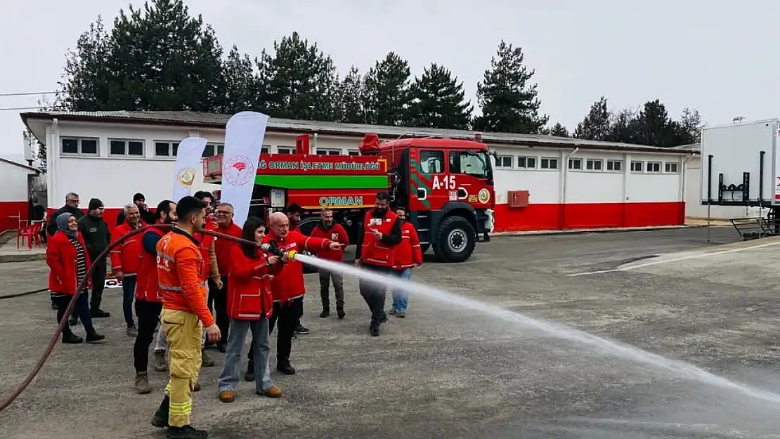 Elazığ'da orman yangınlarına müdahale eğitimi