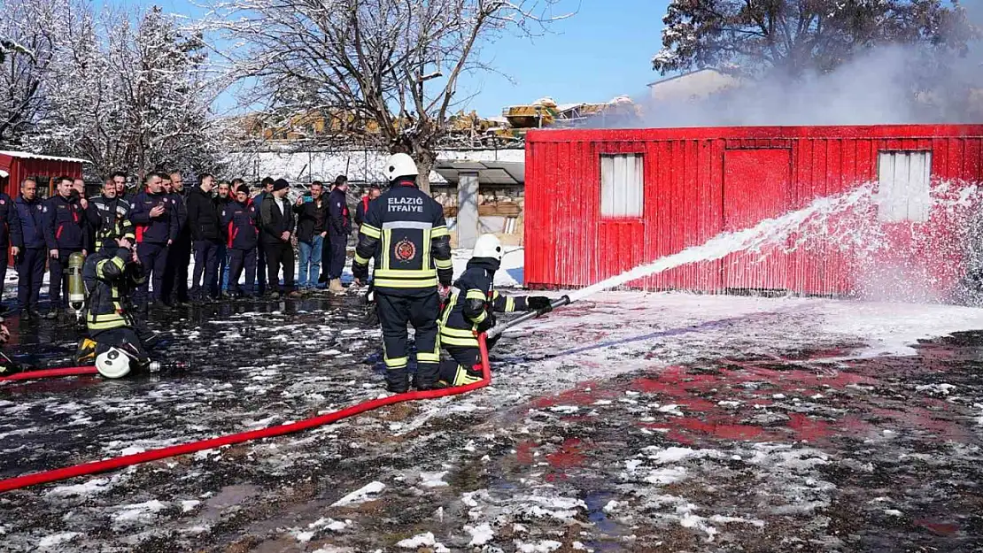 Elazığ'da Temel İtfaiye Eğitimi sona erdi