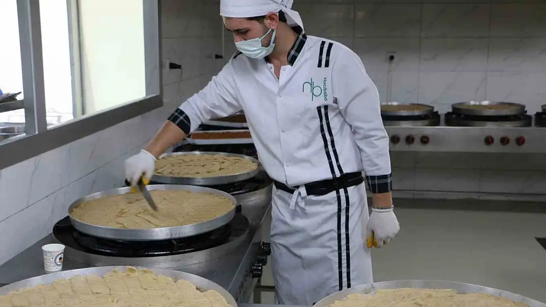 Hacıbaba Pastaneleri Kurban Bayramı'nda 30 ton tatlı satışı hedefliyor