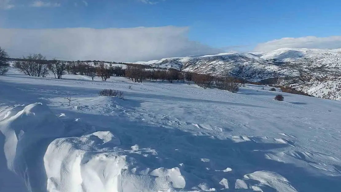 Malatya'da kar yerini fırtına ve tipiye bıraktı