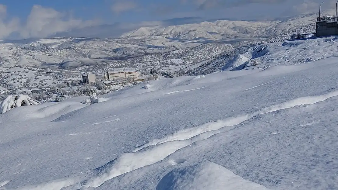 Malatya'nın iki ilçesinde eğitime kar engeli