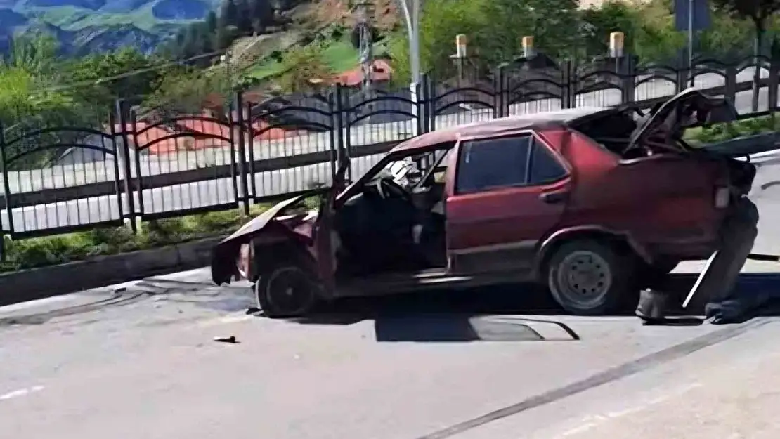 Tunceli'de araç takla attı: 1 yaralı