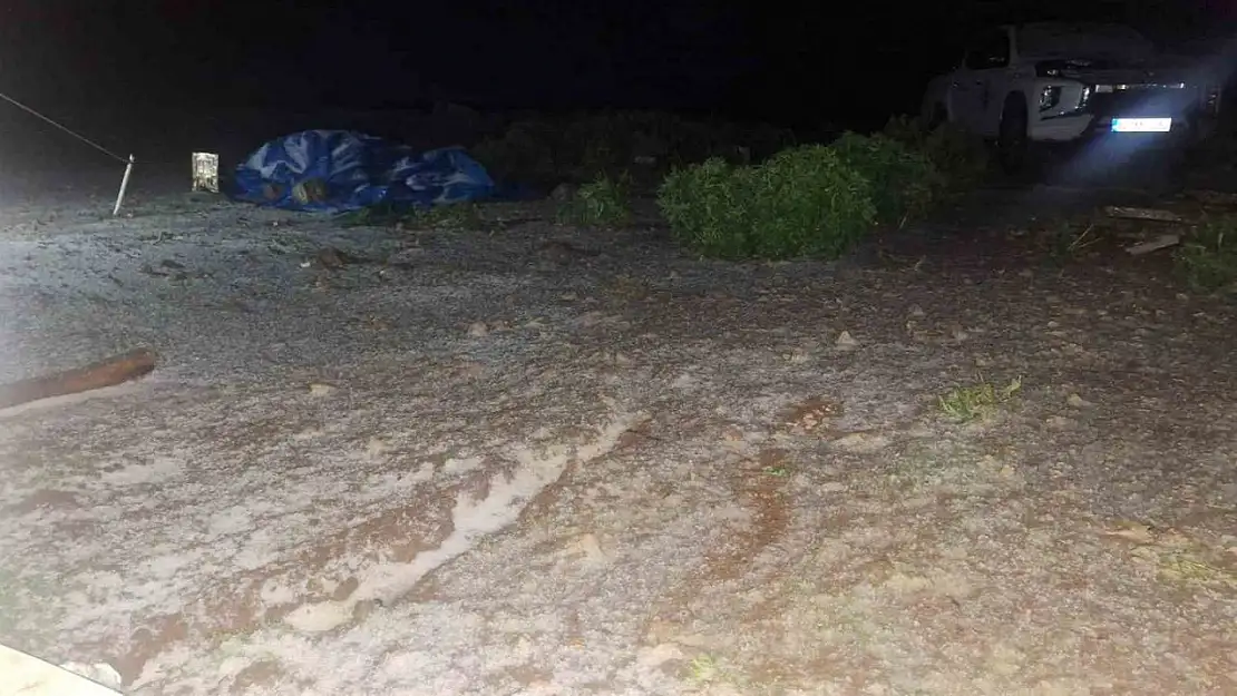 Tunceli'de temmuz ayında kar ve dolu sürprizi