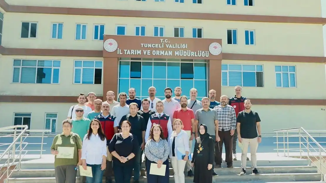 Tunceli'de uygulamalı ipekböcekçiliği eğitimi düzenlendi