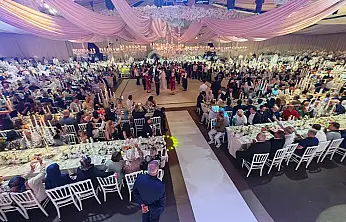 Elazığ'da iş, siyaset ve sanat dünyası bu düğünde bir araya geldi