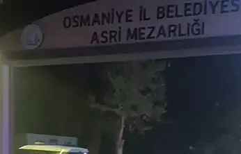 Mezarlıkta Korkunç Olay: 2 Kişi Araç İçinde Ölü Bulundu