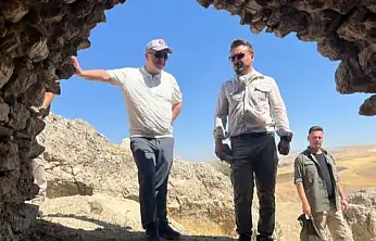 Vali Hatipoğlu, kazı çalışmalarını inceledi