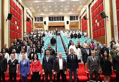 Elazığ'da hemşireler ve ebeler günü kutlandı
