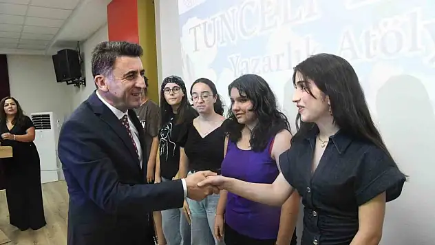 'Tunceli Yazıyor' Projesi kapanış programı düzenlendi