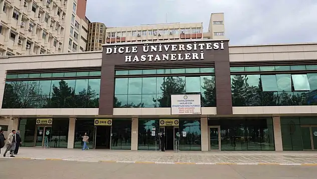 Dicle Üniversitesi Rektörlüğü İHA'nın haberi üzerine 'bıçak' parasına soruşturma başlattı