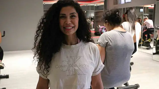 Diyarbakırlı kadınlar 'halayla' zayıflıyor