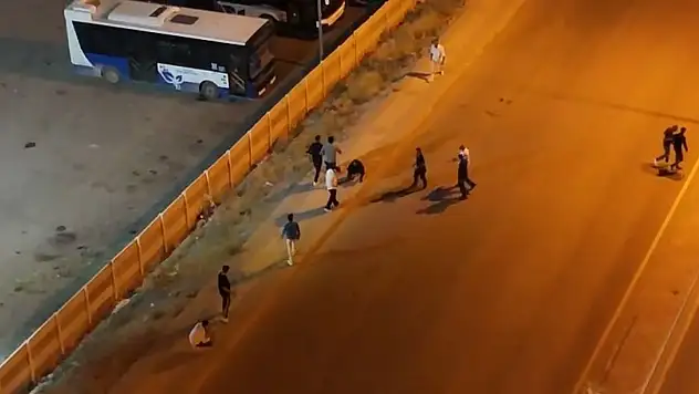 Elazığ'da iki grubun kavgası dron ile görüntülendi