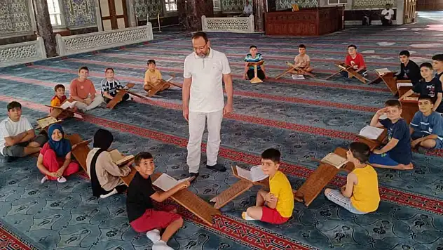 Elazığ'da yaz Kur'an kursları etkinlikleri sürüyor