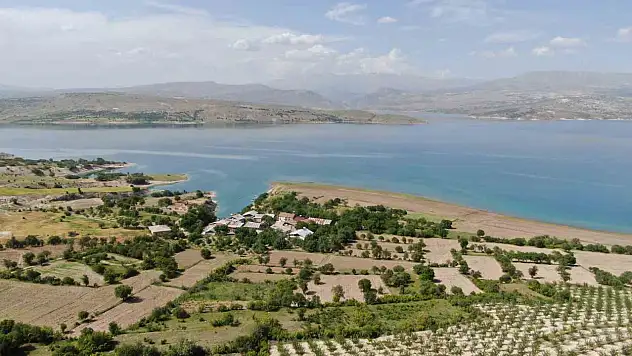 Elazığ'ın dört il sınırındaki saklı cenneti: Kurtuluş köyü