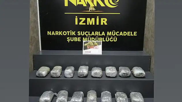 İzmir'de Uyuşturucu Operasyonu: 4 Şüpheli Tutuklandı, 11 Kilo Esrar Ele Geçirildi