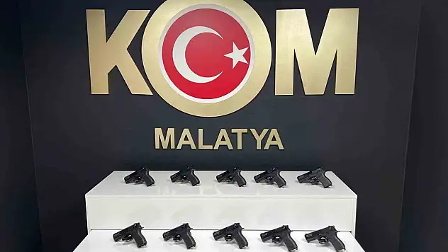 Malatya'da yolcu otobüsünde 10 ruhsatsız tabanca ele geçirildi