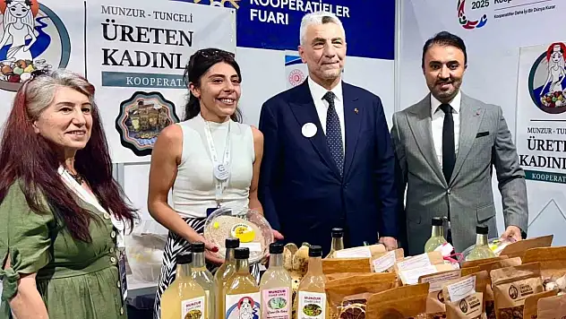 Tuncelili kadınlar Türkiye Kooperatifler Fuarı'nda