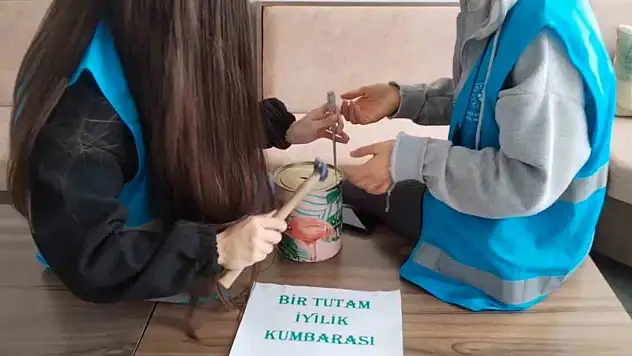 Üniversiteli öğrencilerden 'Bir Tutam İyilik' projesi