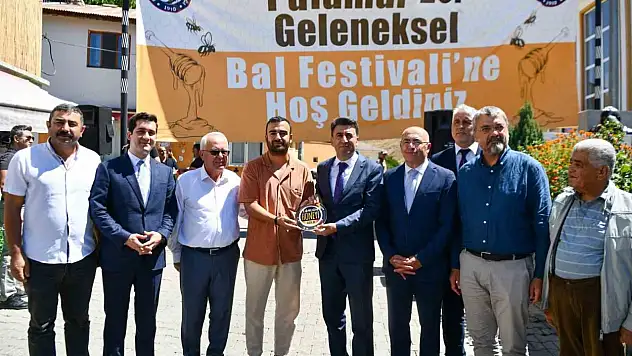 Vali Aygöl, 'Tunceli genelinde 900 tonun üzerinde bal rekoltesi bekleniyor'