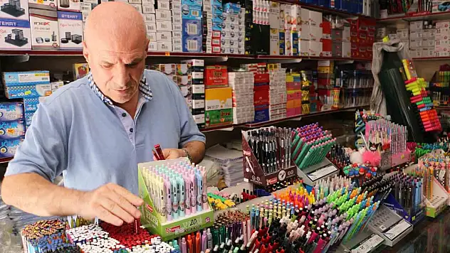 Yeni eğitim öğretim dönemi öncesi kırtasiyelerde hazırlıklar tamamlandı