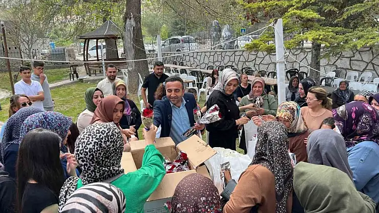 Akçadağ'da Anneler Günü etkinliği