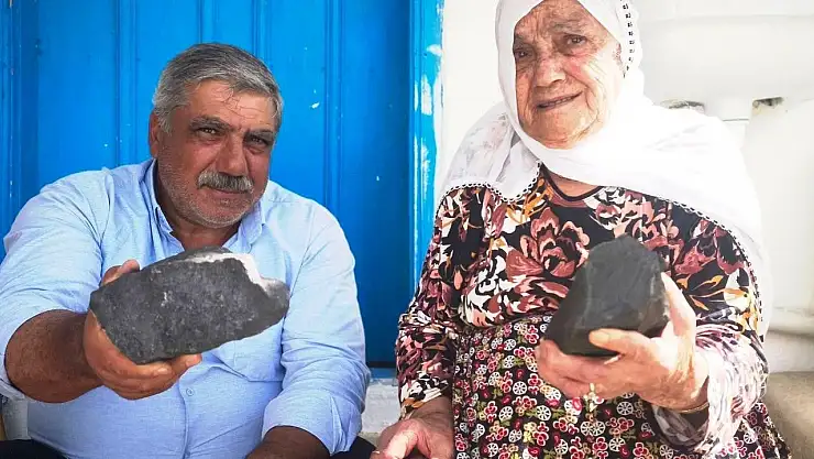 Anneler Günü hediyesi 'gökten' indi: Bahçesine göktaşı olduğu düşünülen cisim düştü