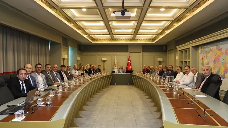 Atik: ''Vicdanlı çözümler üretecek kişilerle yol almalıyız''