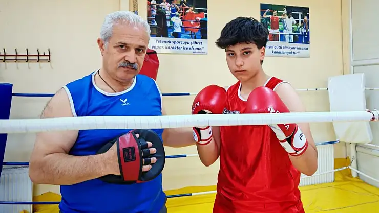 Aygül Özdemir'den Elazığ'a bronz madalya