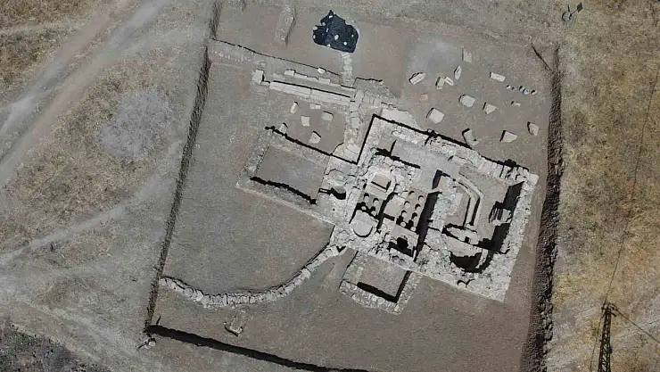 Bin 700 yıllık Roma hamamında yerden ısıtmalı sistem ortaya çıktı