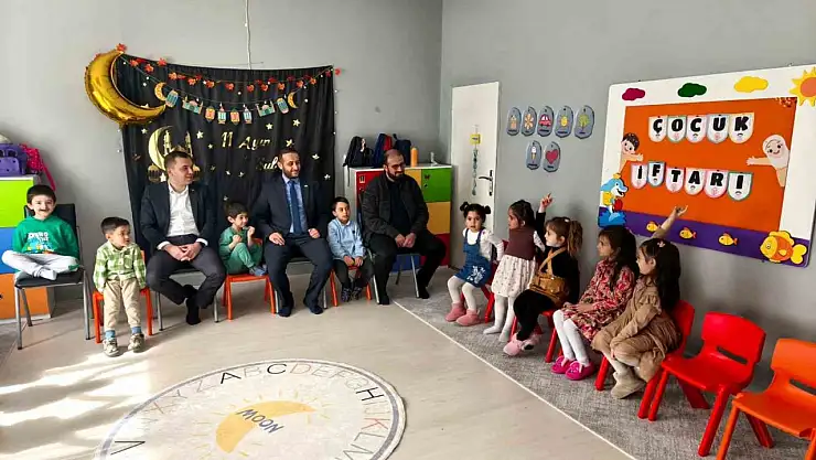 Çemişgezek'te minikler 'tekne orucu' tutarak Ramazan sevincini yaşadı