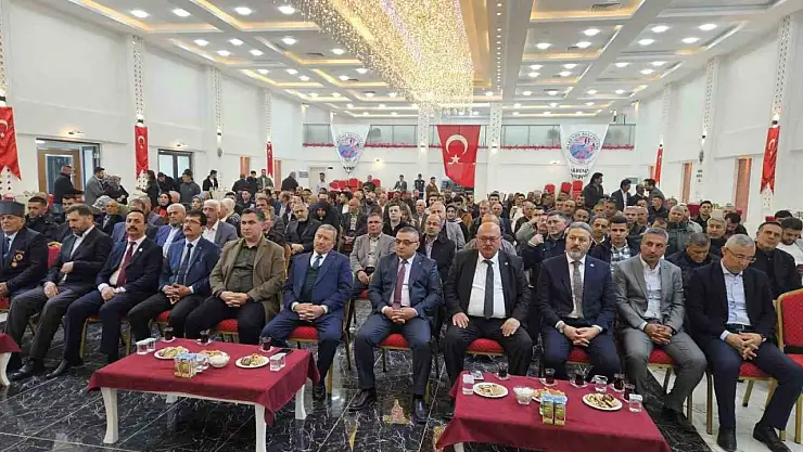 Darende ilçesinde bayramlaşma töreni düzenlendi