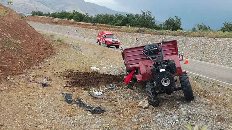 Devrilen çapa motorunun altında kalan sürücü hayatını kaybetti