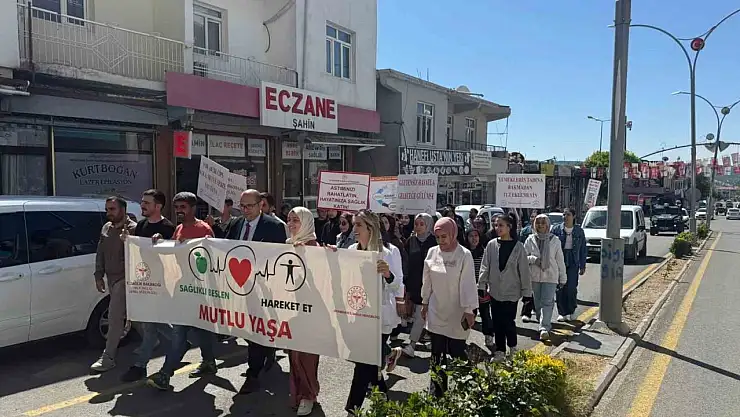 Dicle'de 'Sağlıklı Yaşam Yürüyüşü' düzenlendi