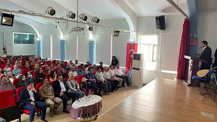 Dicle HEM'de Hayat Boyu Öğrenme Haftası sergi açılışı ve birçok etkinlikle kutlandı