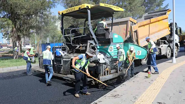 Diyarbakır'da kent merkezindeki yollar yenileniyor