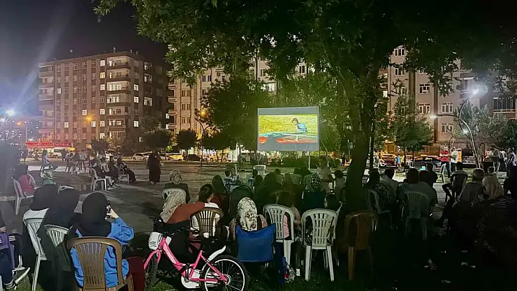 Diyarbakır'da sinema keyfi açık havaya taşınıyor