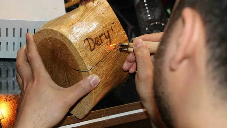 Diyarbakır'da turistlerin gözdesi kişiselleştirilmiş hediyelik eşyalar