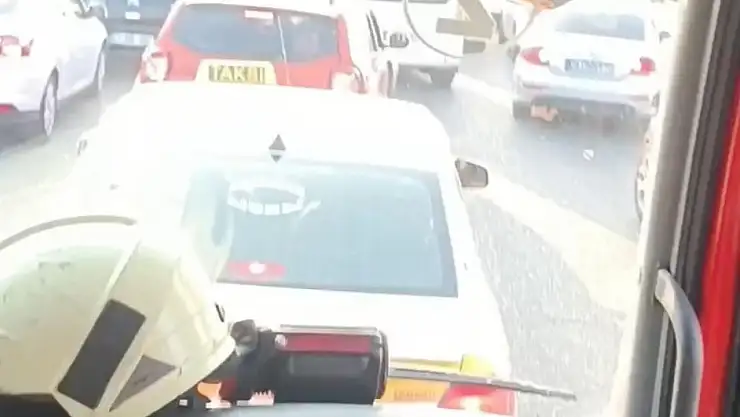 Diyarbakır'da yoğun trafik itfaiye ekiplerini engelledi