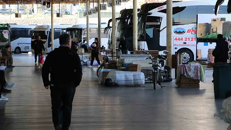 Diyarbakır Şehirlerarası Otobüs Terminali'nde bayramın ilk üç günü için rezervasyonlar doldu
