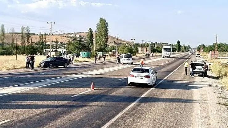 Doğanşehir'de iki araç çarpıştı: 2 yaralı