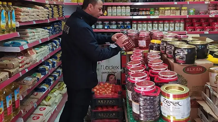 Eğil Belediyesi zabıta ekipleri market ve fırınlarda denetimde bulundu