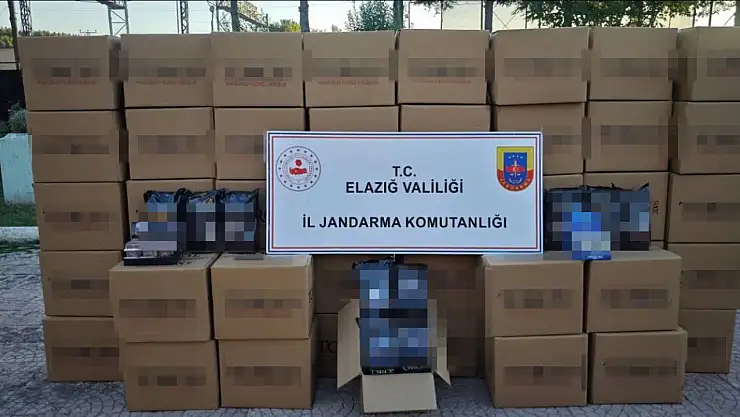 Elazığ'a kaçak getirilen sigaralar jandarma ekipleri tarafından yakalandı
