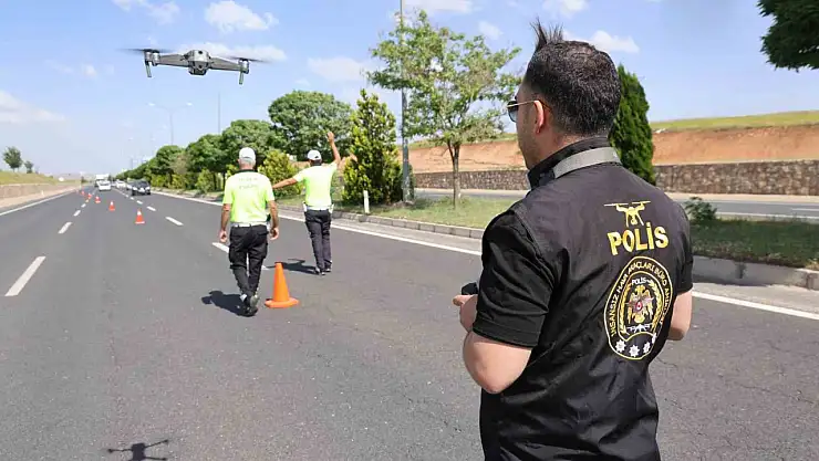 Elazığ'da bayram öncesi dron destekli trafik denetimi